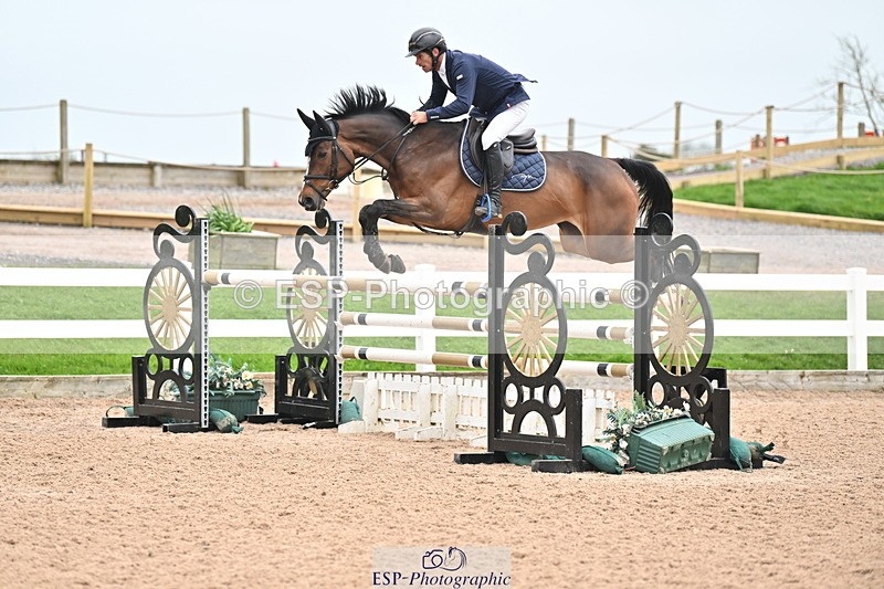 240406A-150040-04077 - Cls 15 Foxhunter