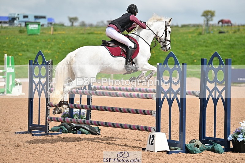 240506A-123939-08750 - Cls 5 Pony Foxhunter & 1.10m Open