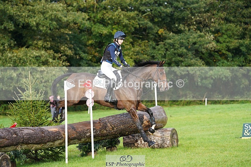 231021-093832-13315 - 605-SPORTSFIELD.U2-Katie.Corbin-SC+XC