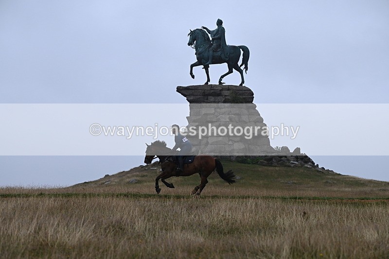DSC_1045 - Time at Statue 10:58 to 11:53