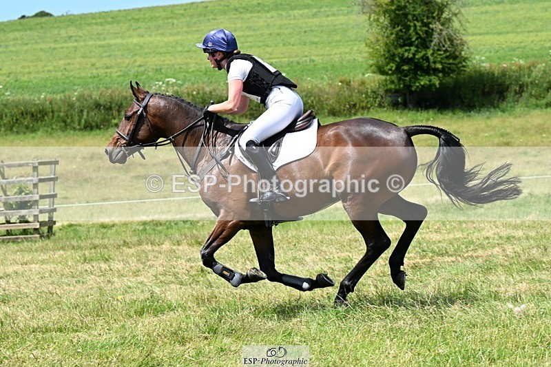 240629X-113527-0526 - 010-Georgie_Selley-VICARSTOWN_VICTOR