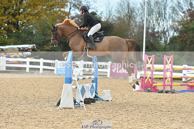 231111A-123650-01903 - Cls 12 Newcomers & 1.10m Open