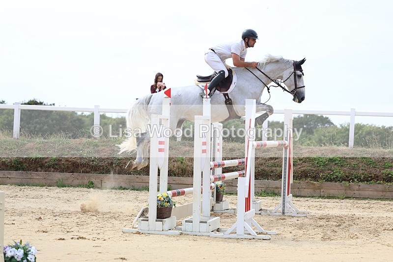3E7A4625 - Class 9: Senior 1.30m open