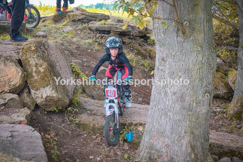DSCF0423 - Ripon MC Trial 27/09- kids