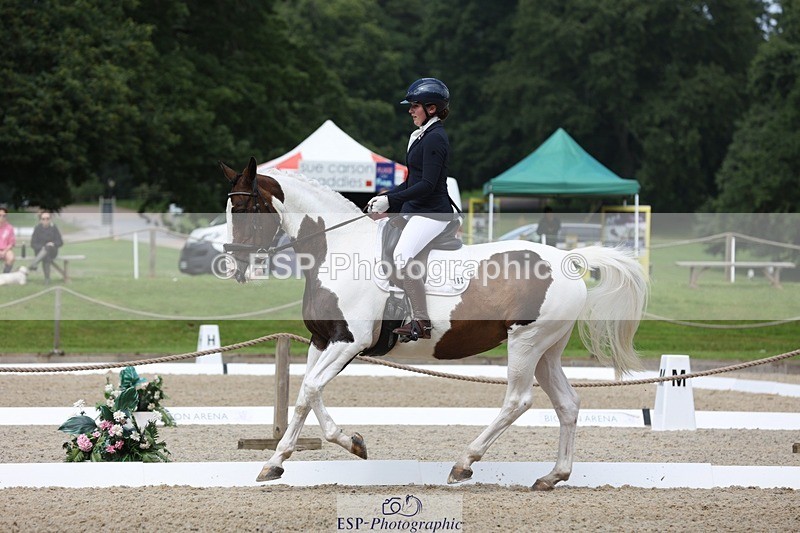 230812-112507-03764 - Cls 5 Novice Bronze 11.15 to 12.50 break