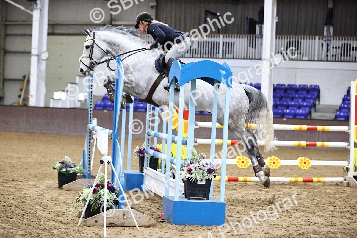 SBM_005322 - Class 17 - Senior Newcomers 1.10m