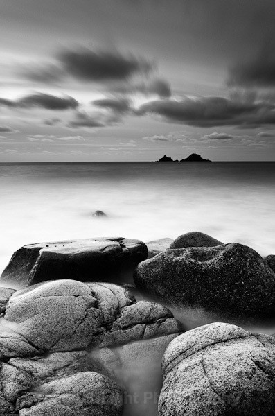 Porth Nanven - Black & White
