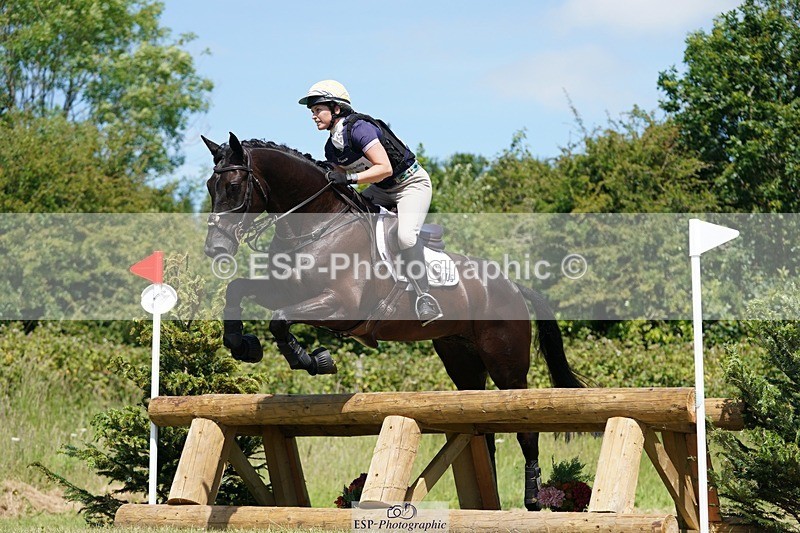 240629X-115202-0194 - 104Kate Jupp- JUST A PLAYPOY