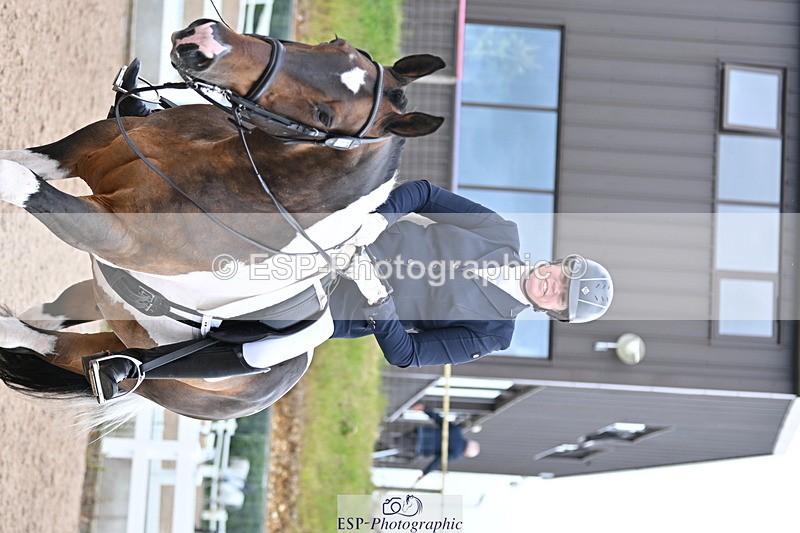 240622A-121401-10012 - Cls 34 BD Music Medium