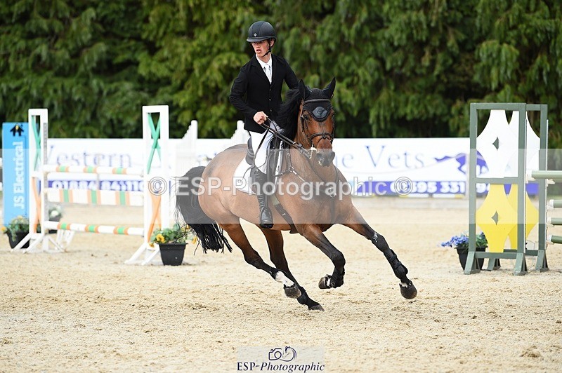 230512-173908-03022 - Cls 04 Snr 1.20m open