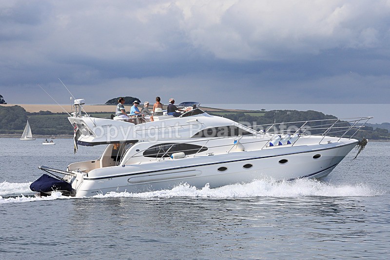 170825 HM MARINE - MORVOREN 50 1Y3A6550 - Flybridge Cruisers