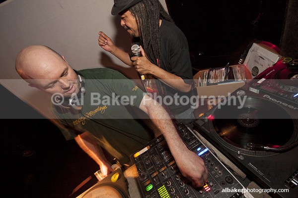 109 - Friends-&-Family @ the-roadhouse 24.04.15