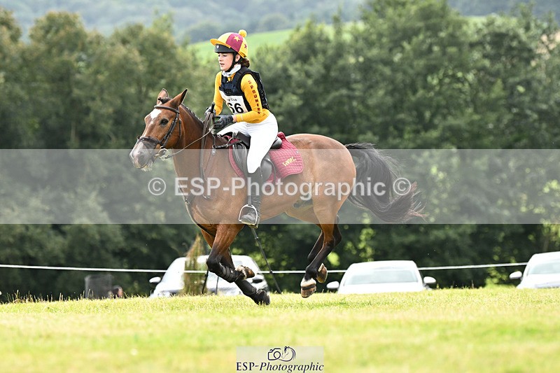 240825X-153718-36523 - 80cm XC 15.30 to 16.30