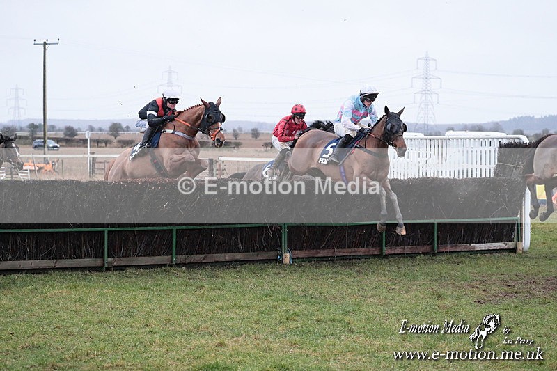 PtP 260125 858 - Cocklebarrow Point-to-Point racing with the Heythrop Hunt 26/01/25