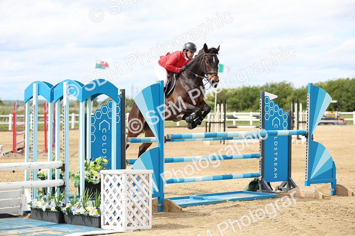 SBM_001194 - Class 5 - Senior Foxhunter - 1.20m