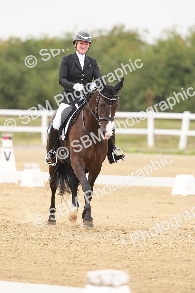 SBM_009916 - Class 11 - Elementary 6 - 12.40-13.36