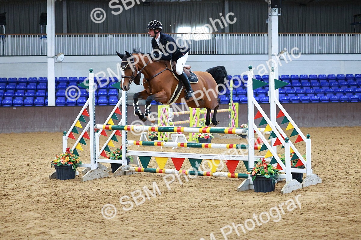 SBM_001427 - Class 4 - Senior Newcomers - 1.10m