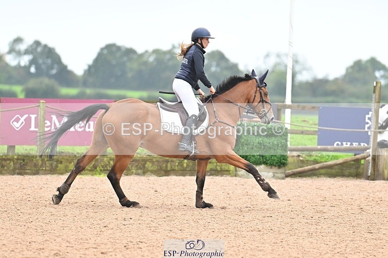 251003-115511-00606 - Cls 2 Newcomers and 1.10m