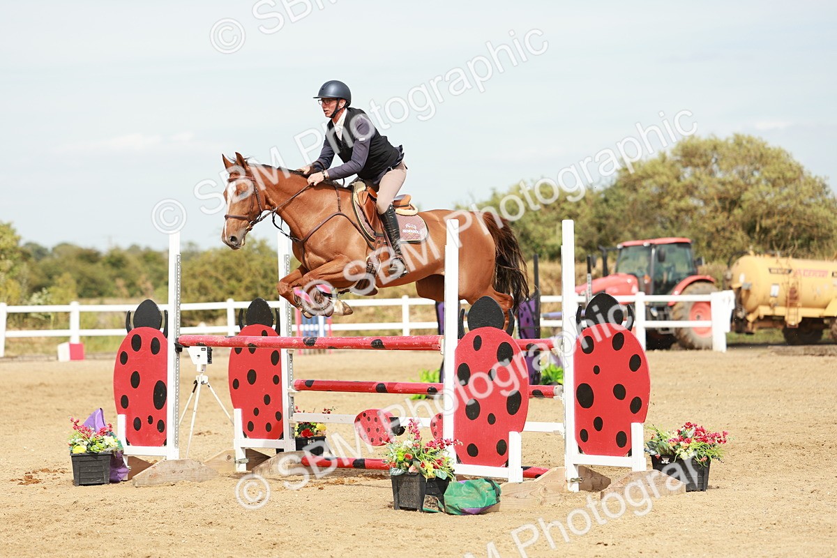 SBM_008231 - Class 4 - Senior Foxhunter - 1.20m Open