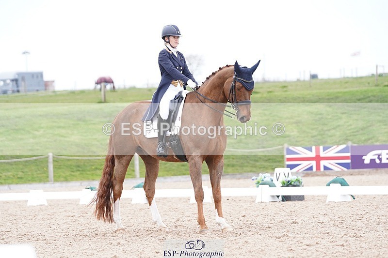 250403-155924-03206 - 025-Olivia.Oakeley-Full.House