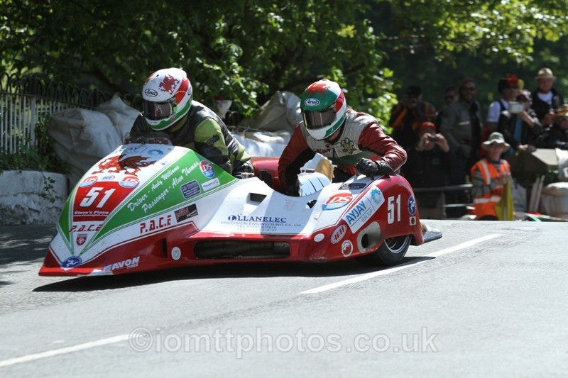 IMG_2656 - Sidecar Race 2 - TT 2013
