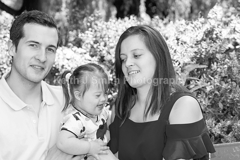 6SKJ9966 - Kelly and Family.