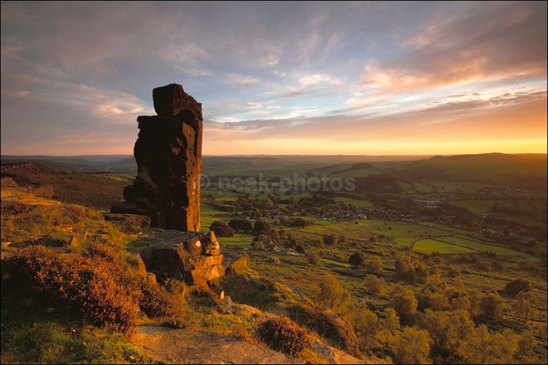 Pinnacle Stone - Peak District | Dark Peak