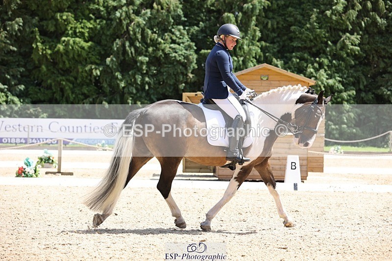 240721-131028-08710 - 228-Dominique_Kinnaird-Perry-Pallas_Vanquish
