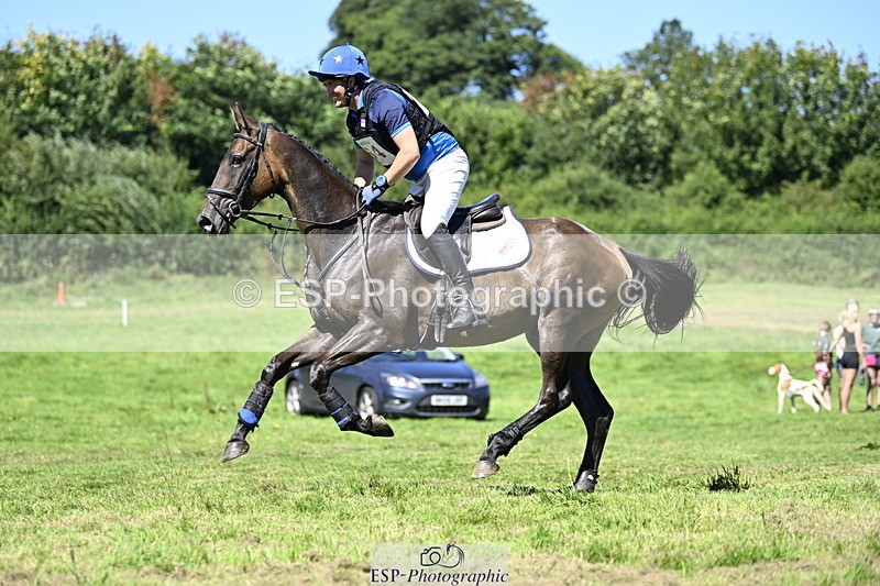 240811A-144745-05135 - 164-