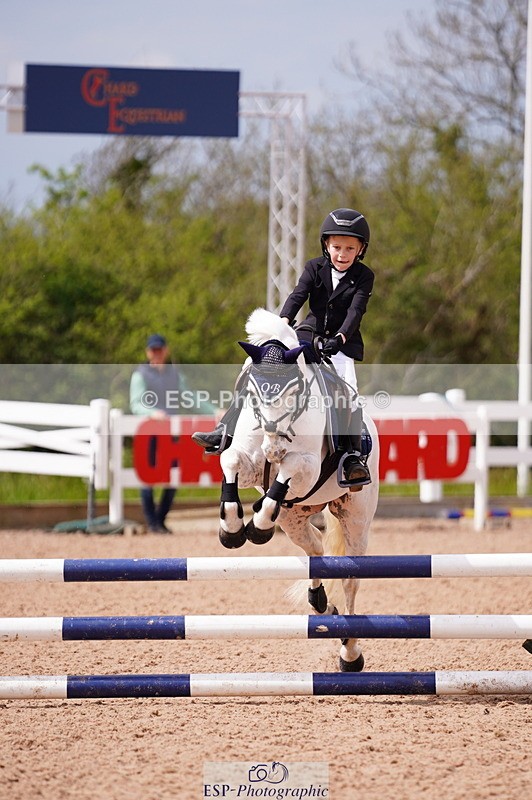 240506A-143718-09559 - Cls 17 Club 60cm