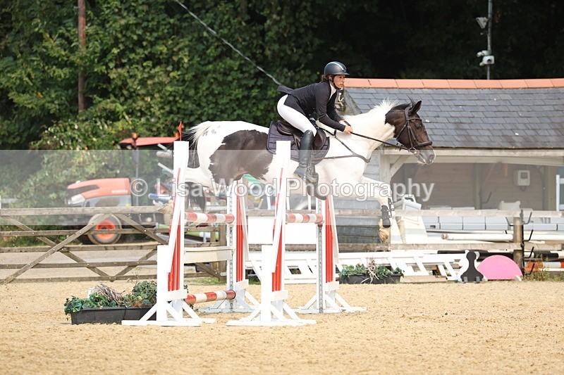 3E7A2487 - Class 8: Senior Newcomers/1.10m open