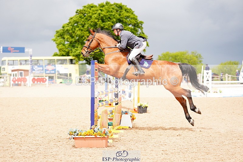 240526A-114858-07900 - Cls 26 Chard Equ 1.05m and 1.10m Grand Prix