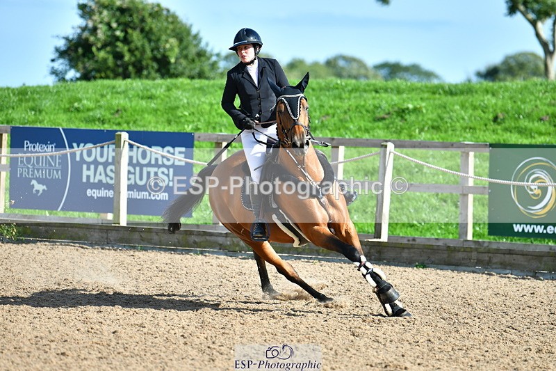 230729A-171312-07698 - Cls 18 National 1.30m