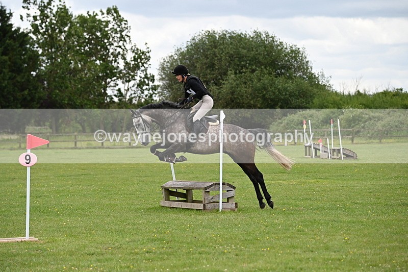 WJ6_3670 - Class 5 80cm Pairs