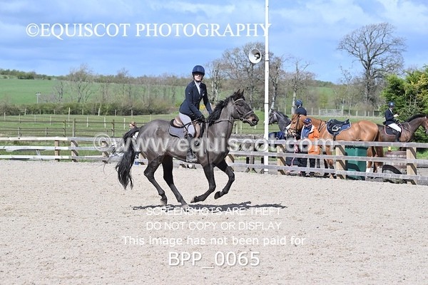 BPP_0065 - CLASS 19 SUN Senior British Novice/ 90cm Open