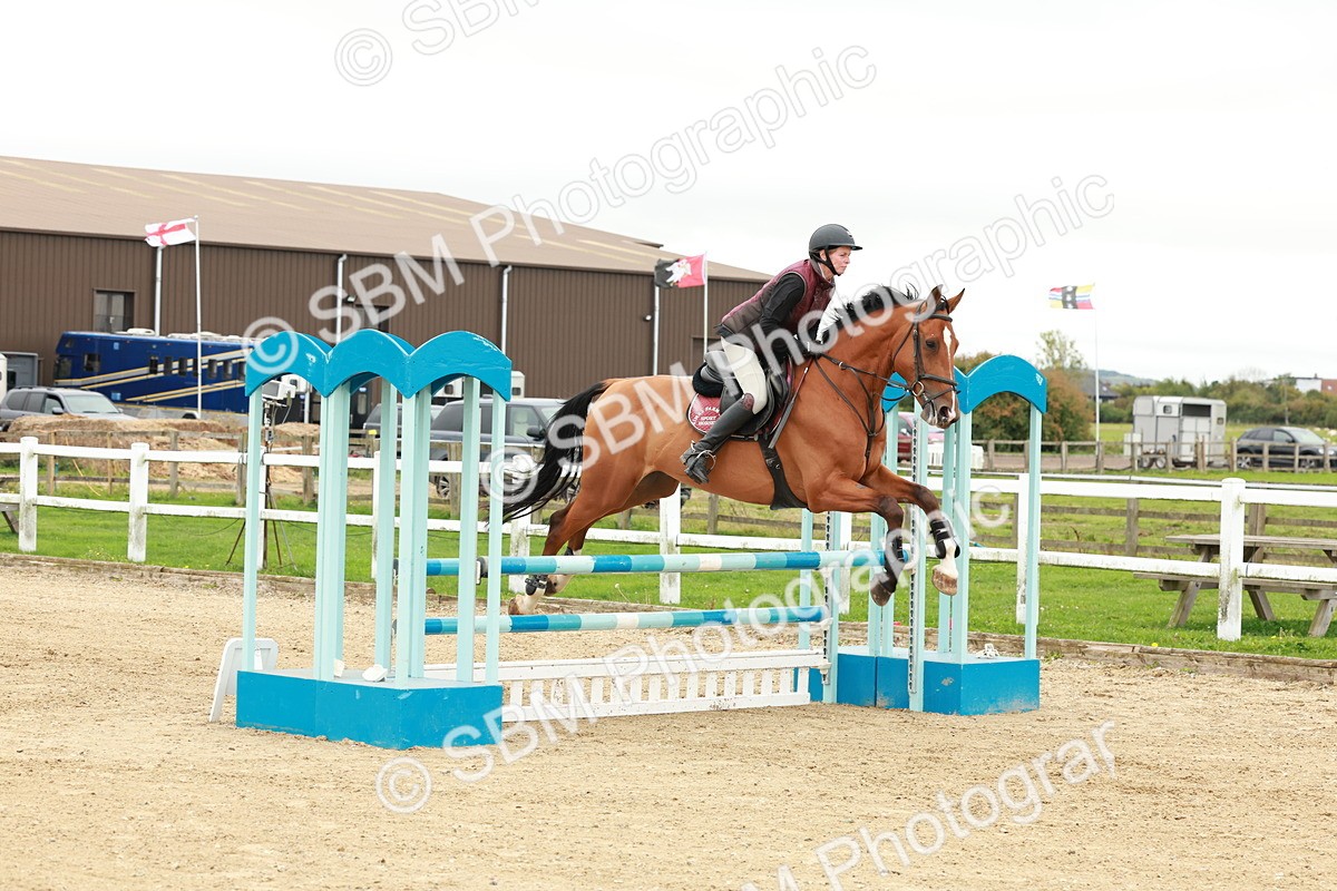 1I0A6754 - Class 2 - Senior British Novice