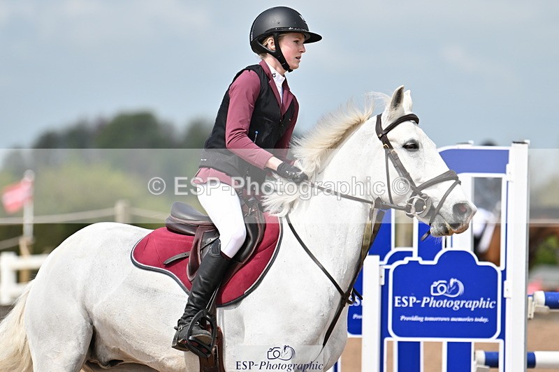 240506A-123913-08743 - Cls 5 Pony Foxhunter & 1.10m Open