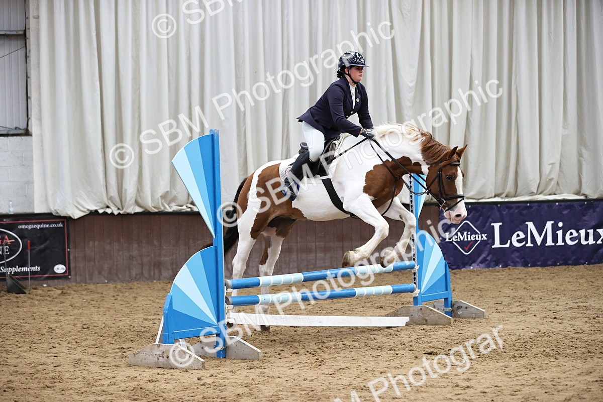 SBM_001699 - Class 5 - Henlow Veterinary Hospital 70cm