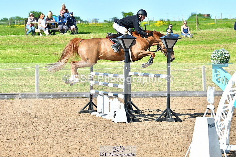 230526A-165817-02816 - Cls 7 Chard 1.20m Speed Derby