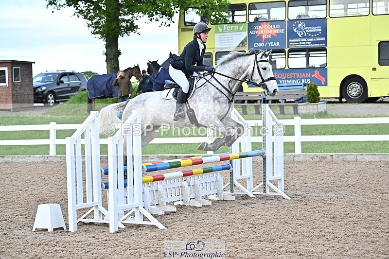 240514A-192600-00579 - 90cm