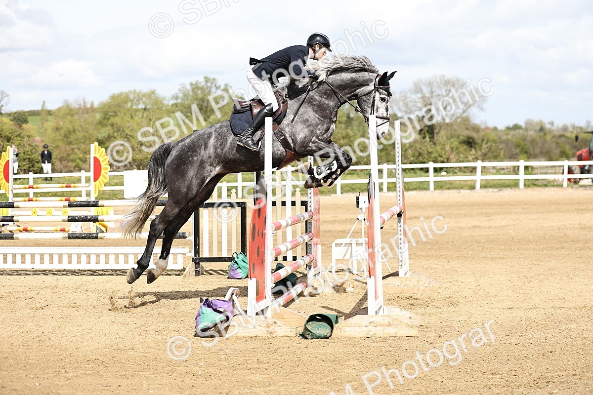 SBM_001091 - Class 4 - Senior Newcomers - 1.10m