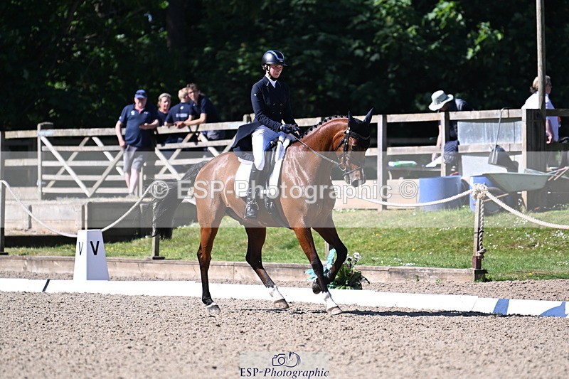 250522A-095601-02783 - A-009-Clementine.Crosthwaite.Eyre-LYJADOR