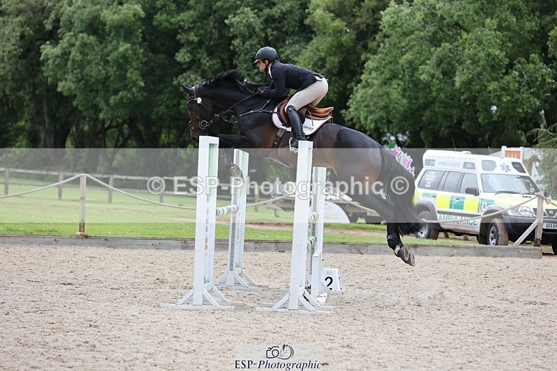 240615-125357-01411 - Cls 4 Snr Newcomers and 1.10m Open