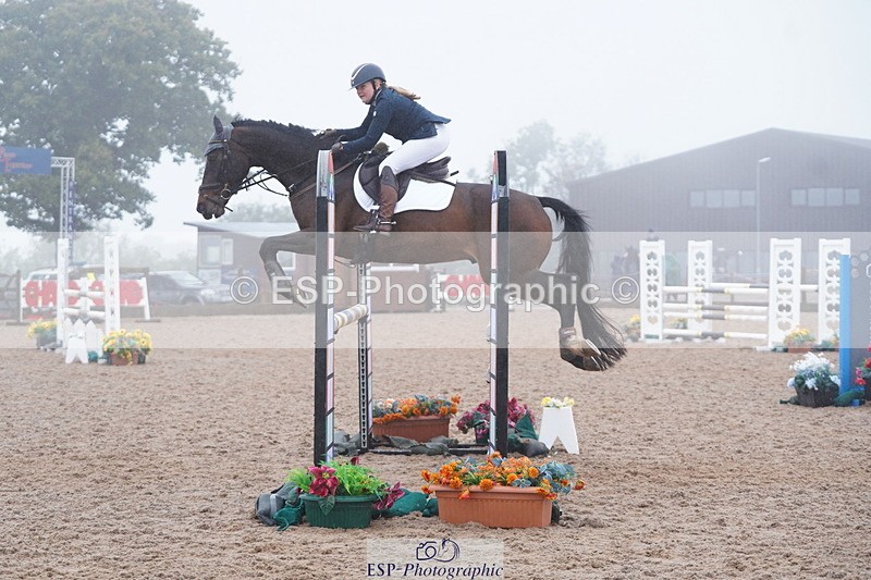 241006A-131758-06985 - Cls 20 Snr Newc & 1.10 Open