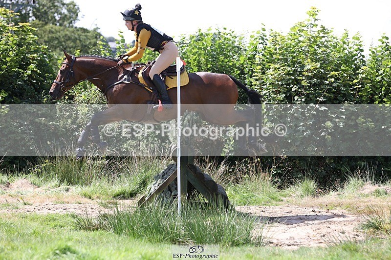 230820X-132614-3557 - BE100 XC 12.43 to 14.00