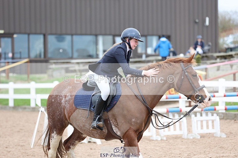 241116X-121354-01527 - Cls 10 Pony 1.00m Ooen