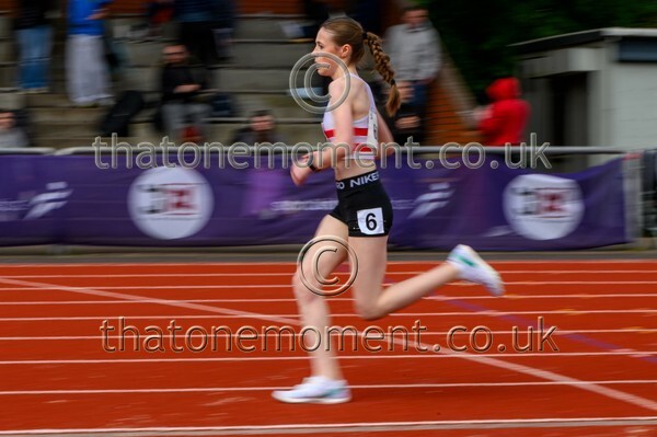 Natopener26-919320 - Track Female