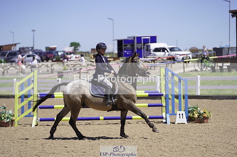 230624A-131556-01546 - Cls 24 Pony Discovery & 90cm Open