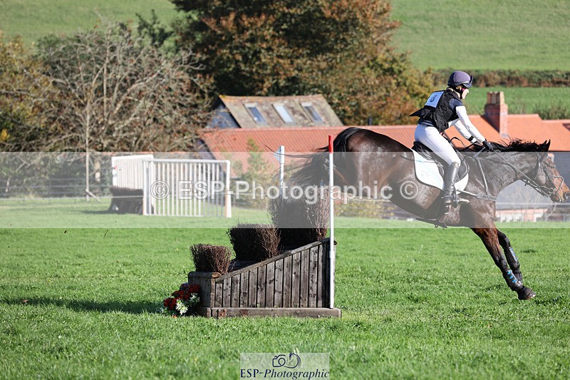 241025-112517-06485 - 018-Alice.Robinson-DERRYS.DIAMOND.CAVALIER