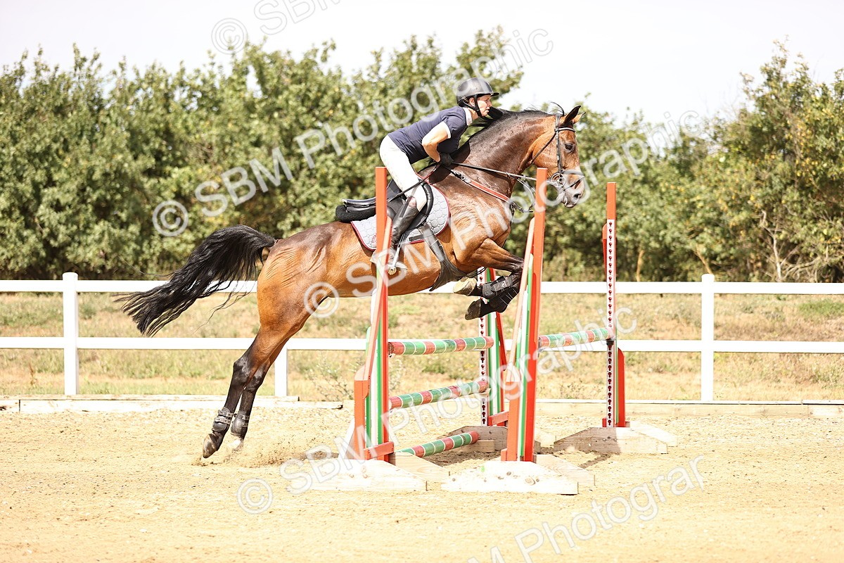 SBM_001208 - Class 4 - Senior Discovery - 1.00m Open
